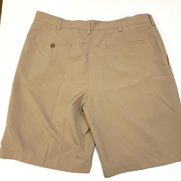 Men’s PGA Tour Shorts - Picture 2 of 4
